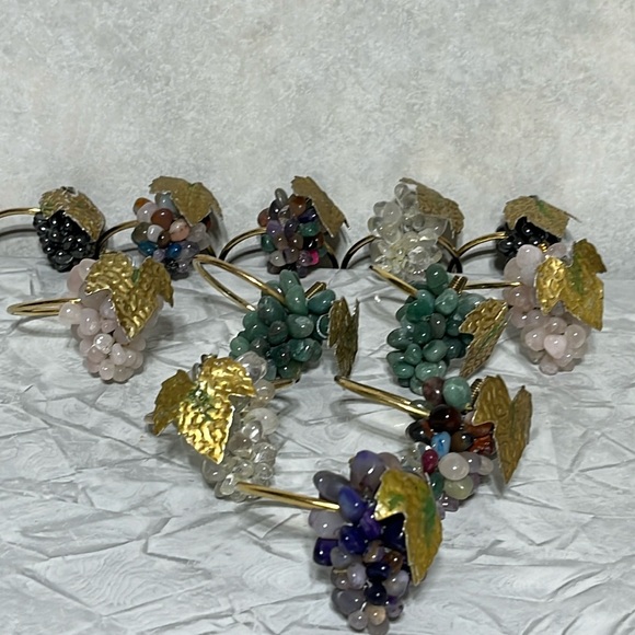 Set of 12 natural stone and brass grape cluster napkin rings mcm boho - Picture 2 of 16